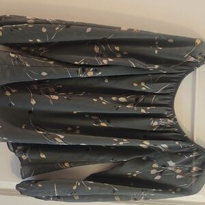 White House Black Market Green Floral Blouse